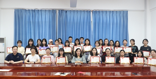 580fb65426ca4858b1bbf833e82bf2cf.jpg 合影_副本.jpg