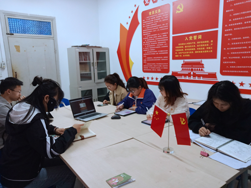 b1c23a06af514798b2fff022f6c8b41a.jpg 政治理论学习.jpg